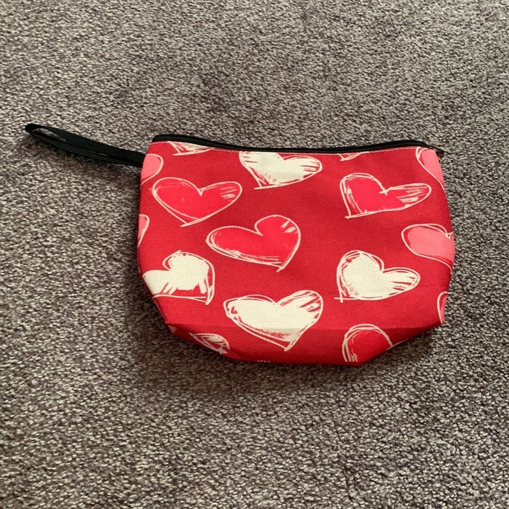 Heart Patterned Cosmetic Bags Set - Picture 3 of 4